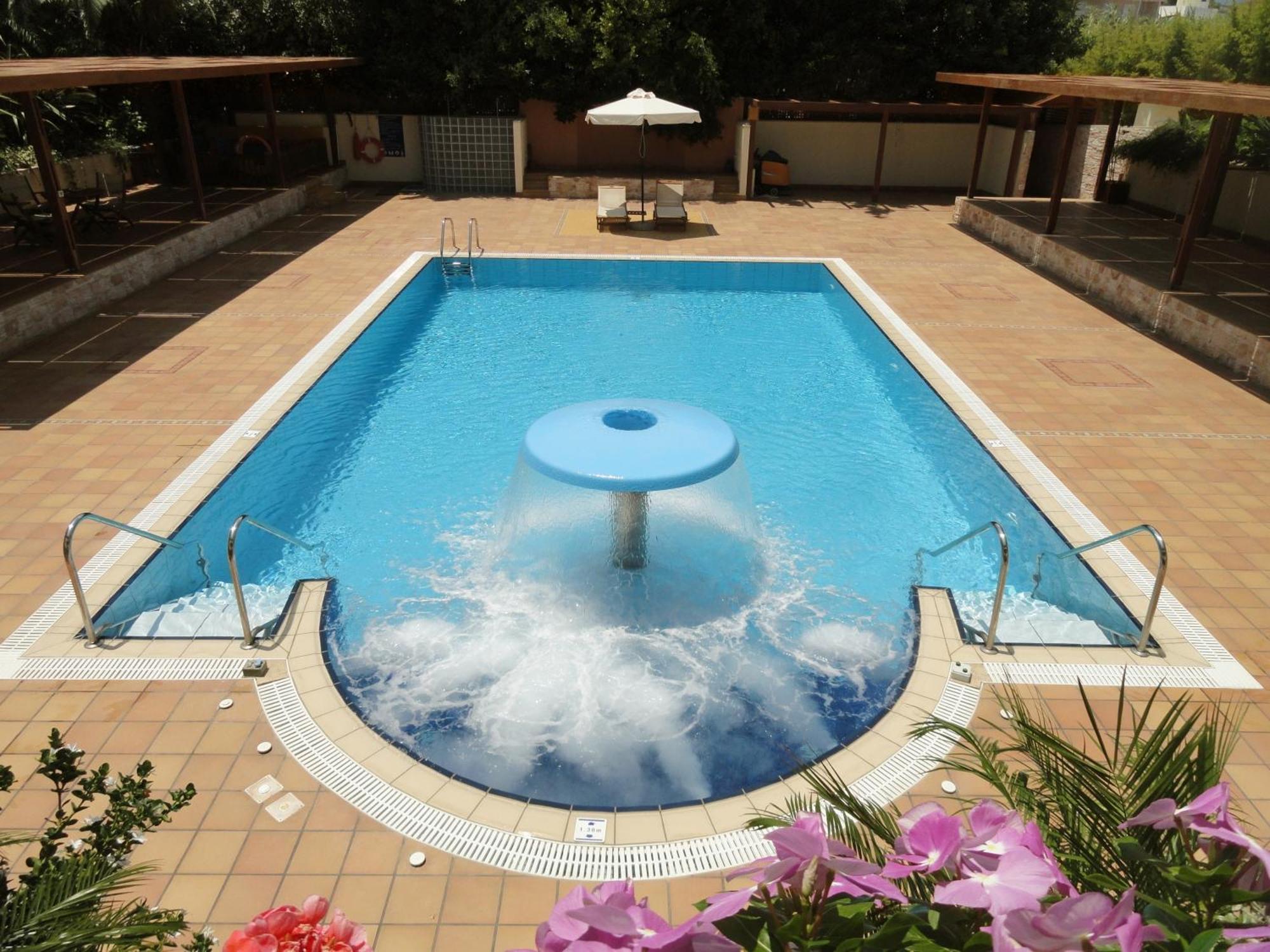 Sitia Bay Aparthotel Екстериор снимка