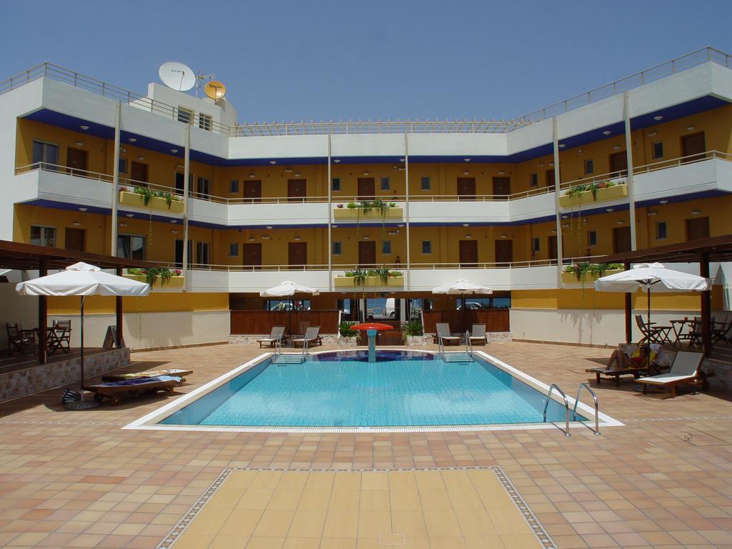 Sitia Bay Aparthotel Екстериор снимка